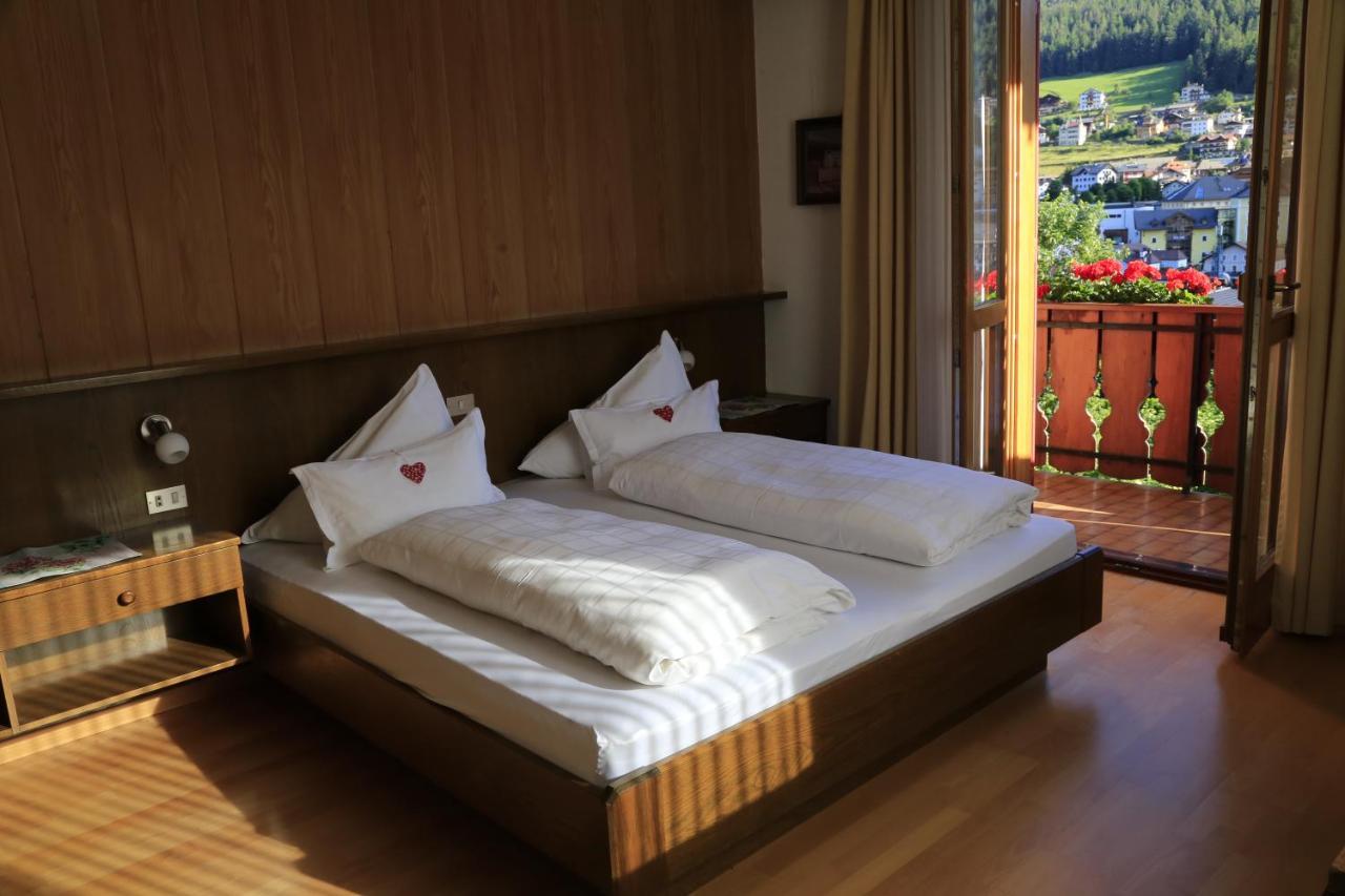 Garni Panoramik Hotell Ortisei Exteriör bild