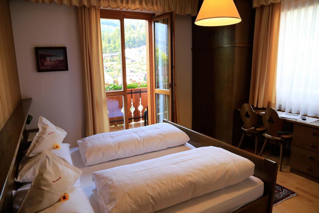 Garni Panoramik Hotell Ortisei Exteriör bild