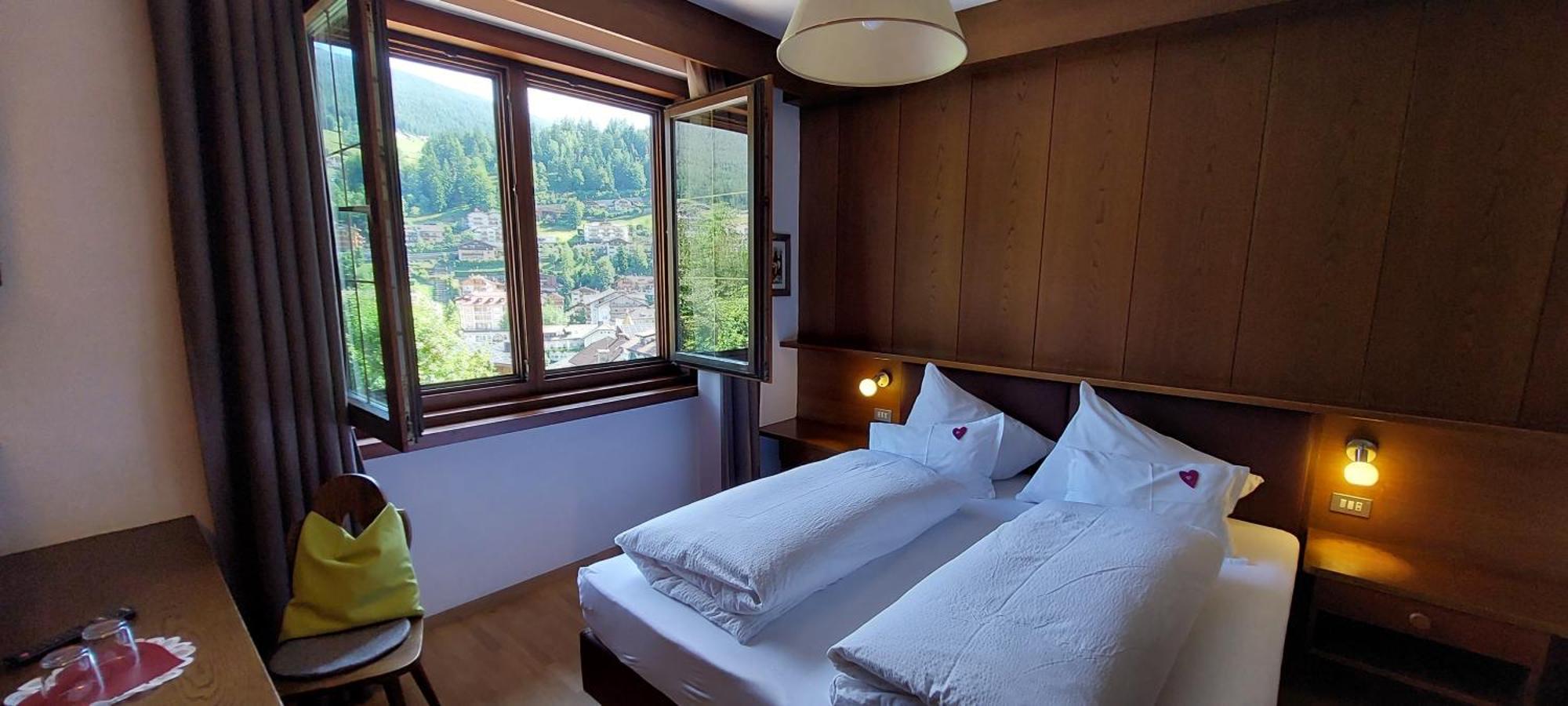 Garni Panoramik Hotell Ortisei Exteriör bild