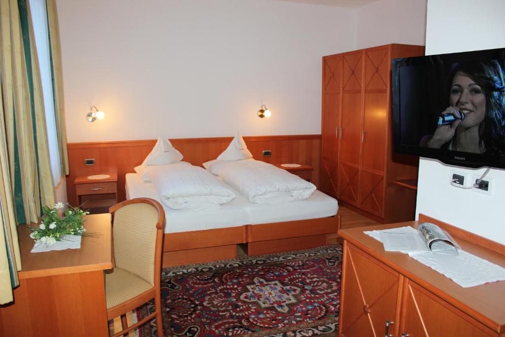 Garni Panoramik Hotell Ortisei Rum bild
